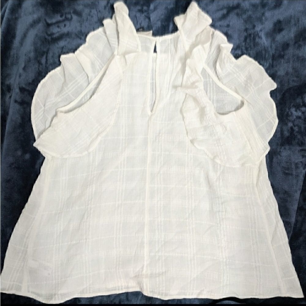 Universal Threads Cotton Ruffle Top - Picture 4 of 8